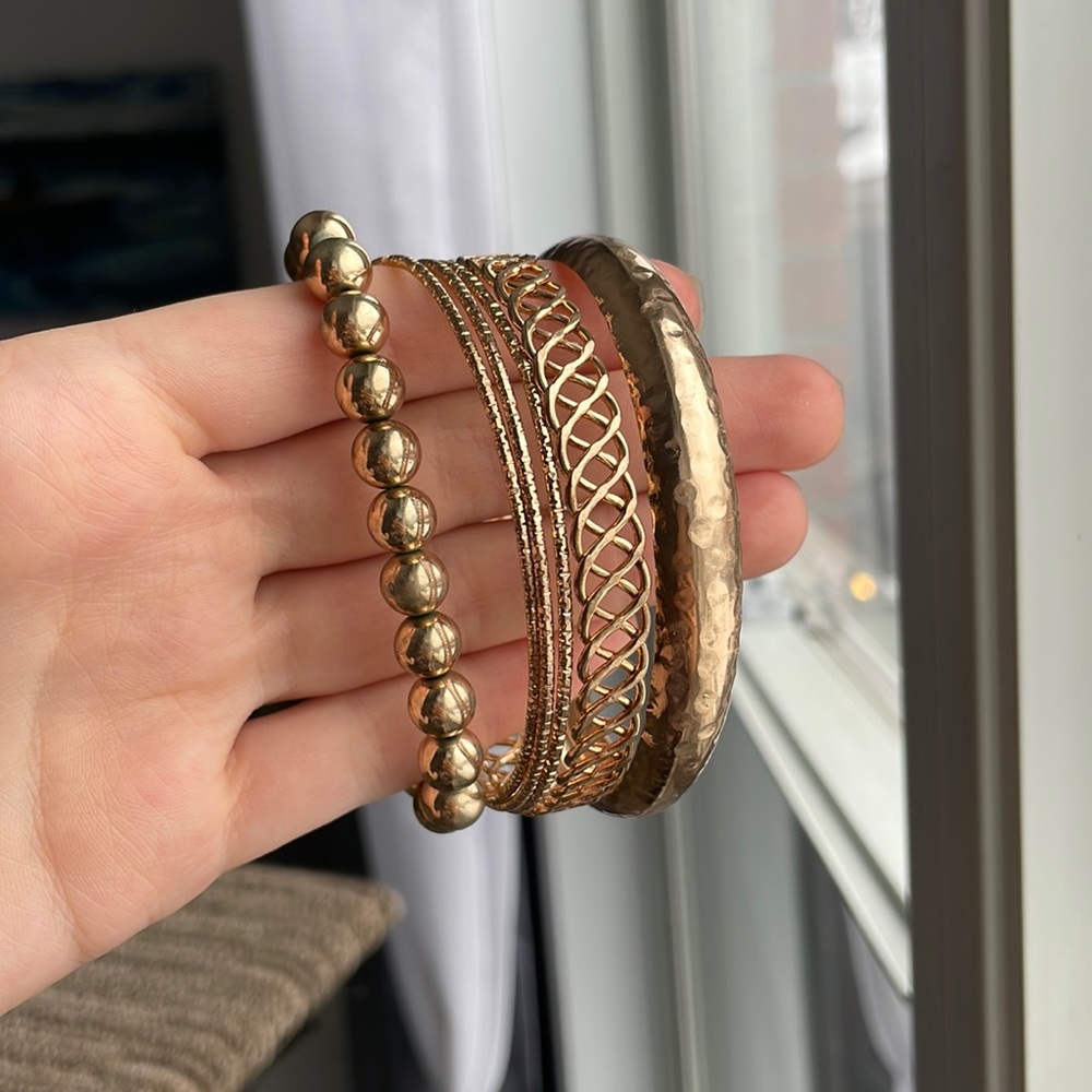 Gold bracelet set